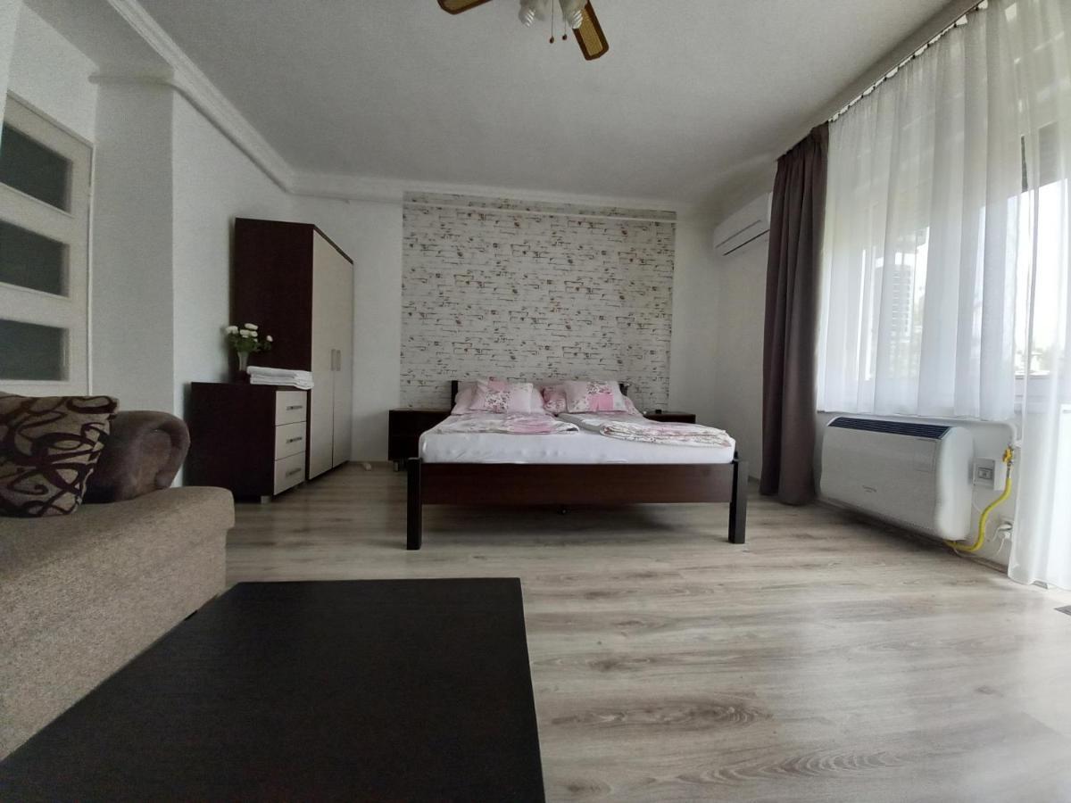 Kardos Apartman デブレツェン エクステリア 写真